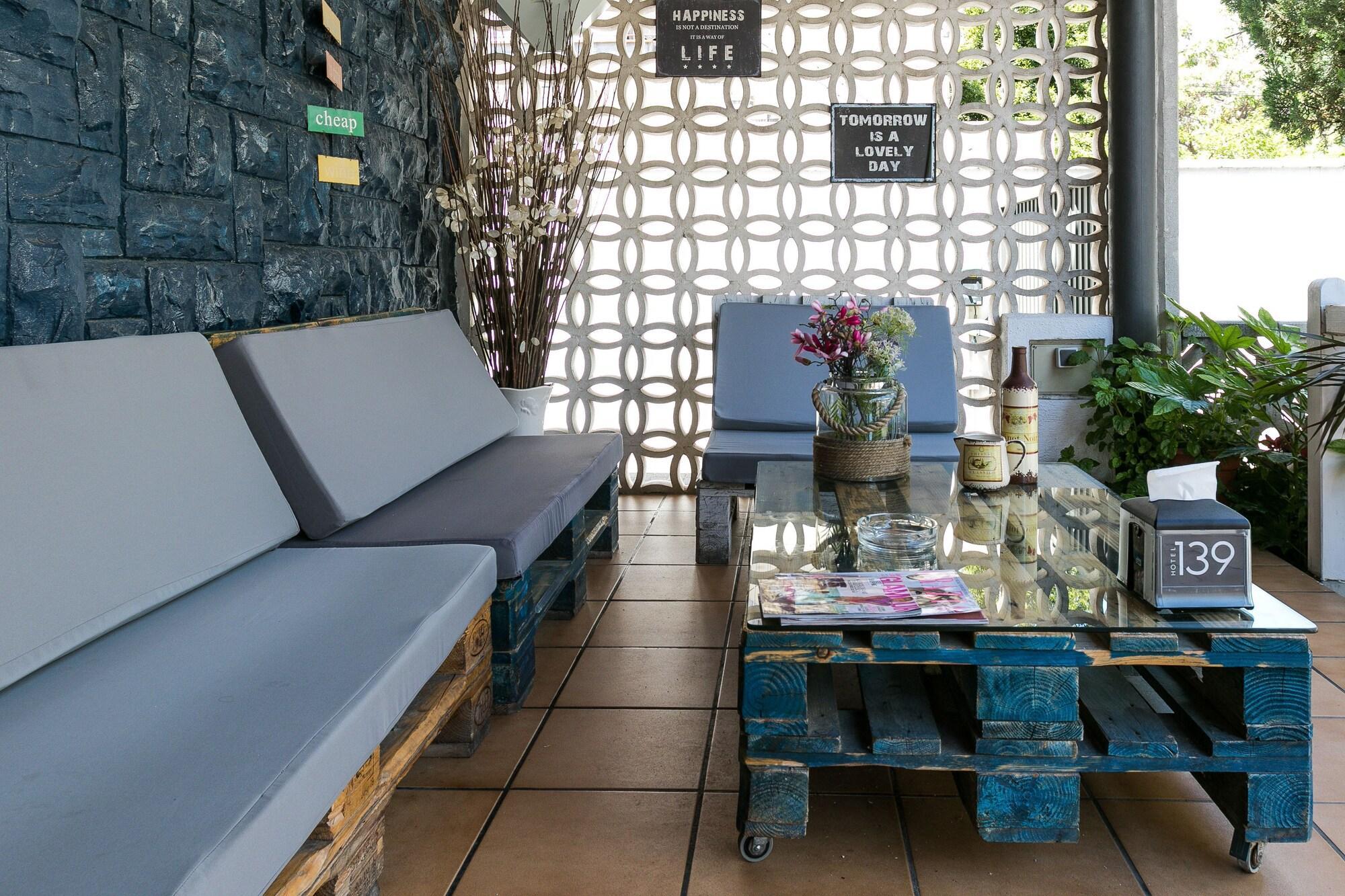 Hotel 139 Castelldefels Luaran gambar