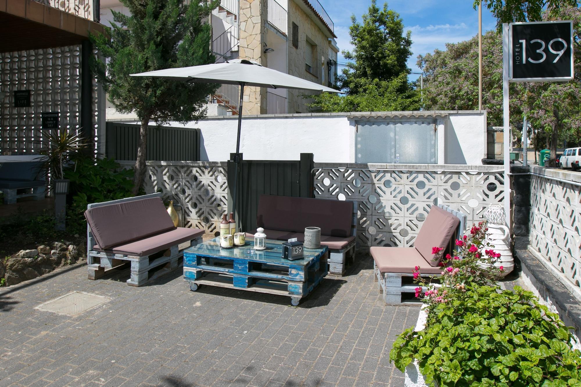 Hotel 139 Castelldefels Luaran gambar