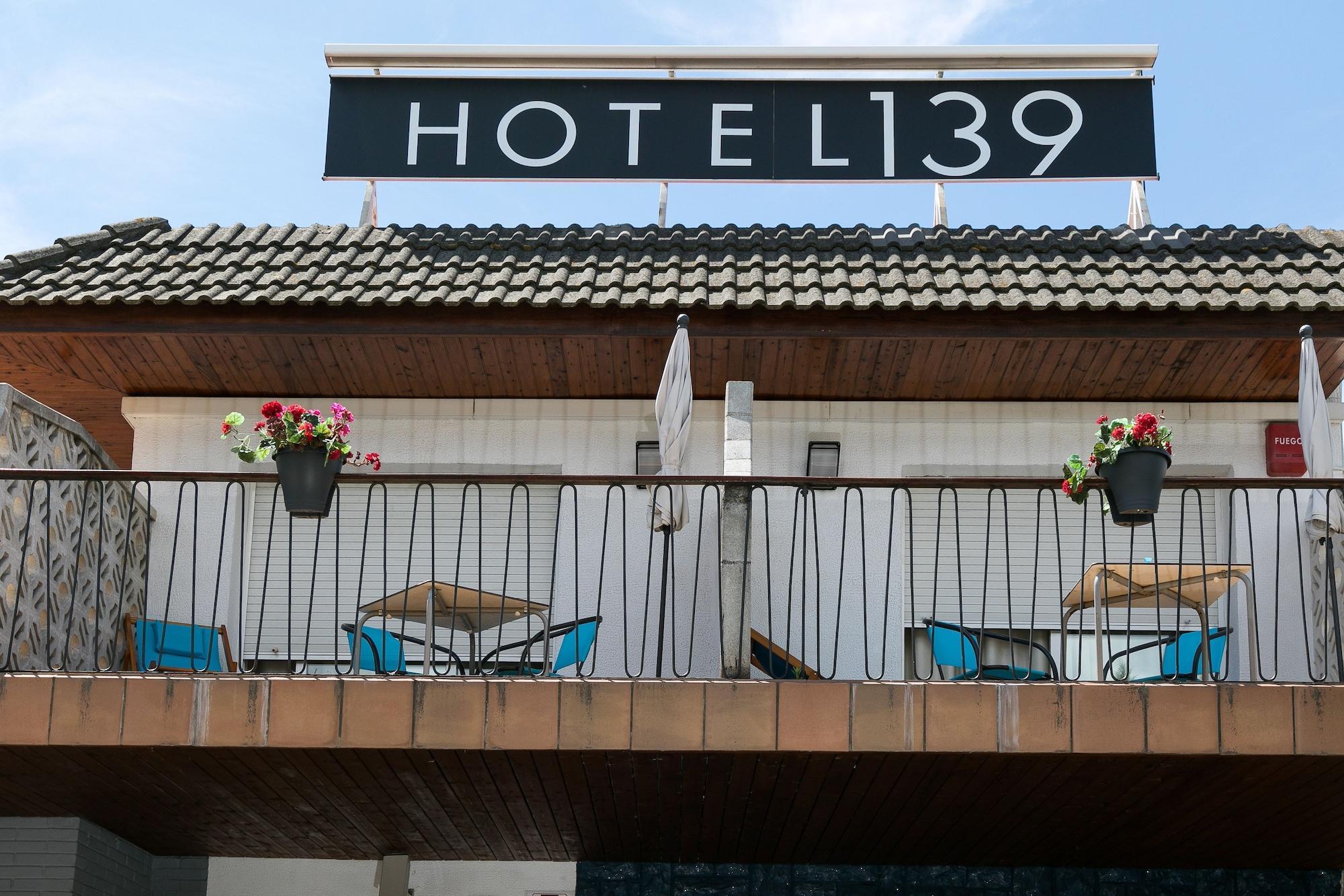 Hotel 139 Castelldefels Luaran gambar