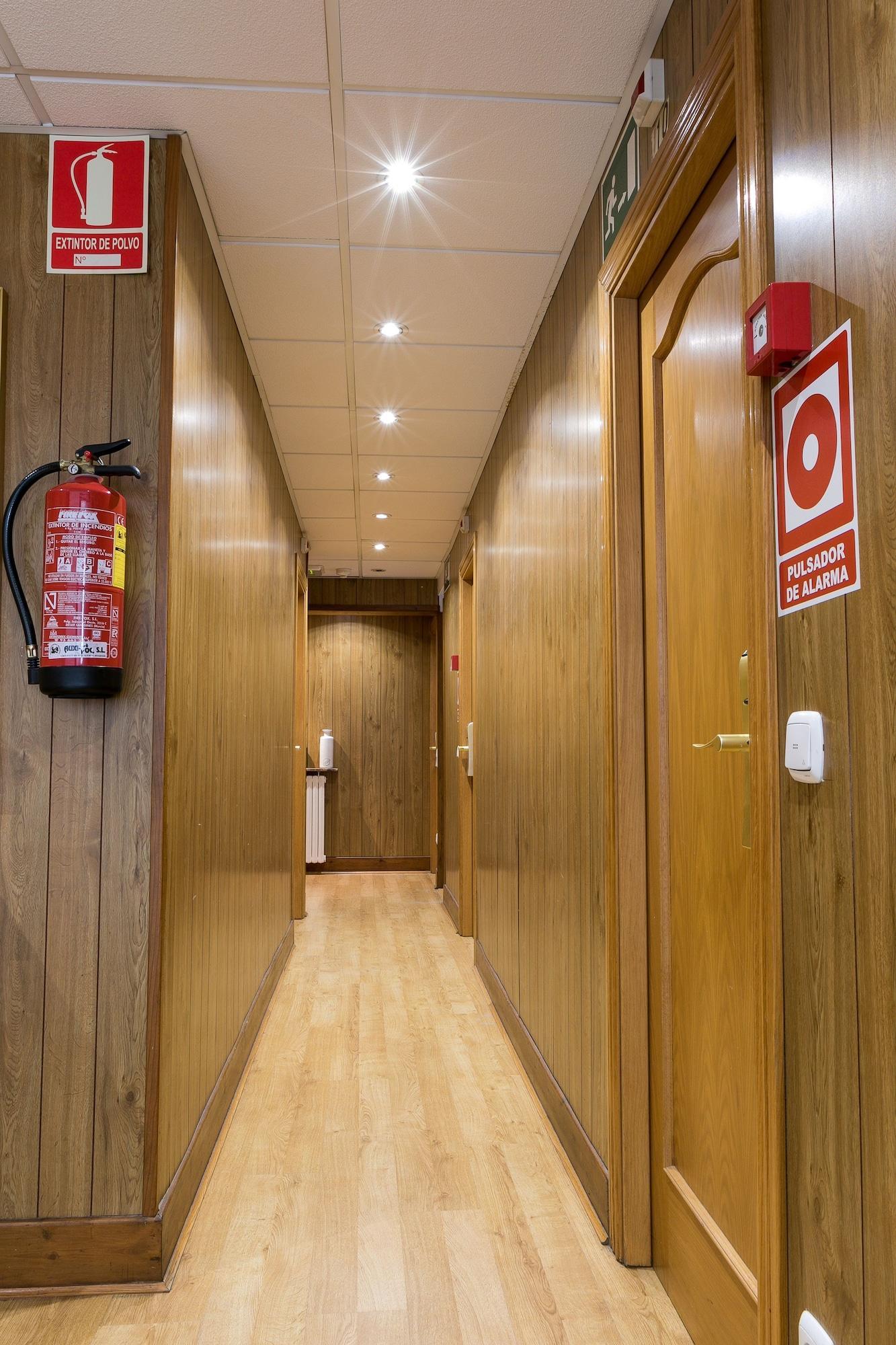 Hotel 139 Castelldefels Luaran gambar