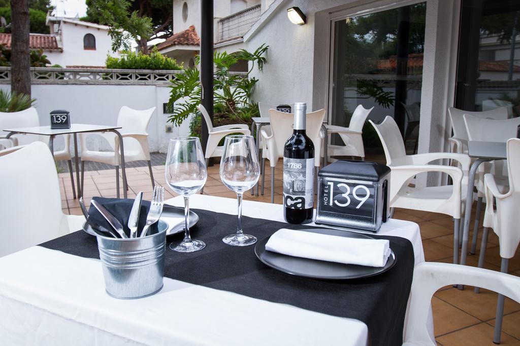 Hotel 139 Castelldefels Luaran gambar